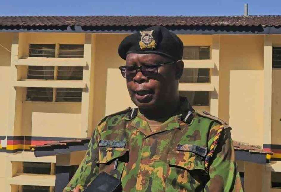 Drama as man stabs and injures three cops while resisting arrest in Makutano, West Pokot County